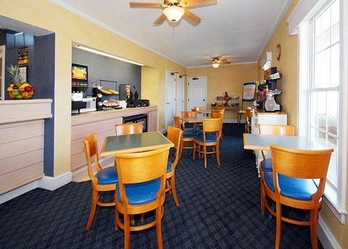 Hatteras Island Inn Buxton Restaurant photo